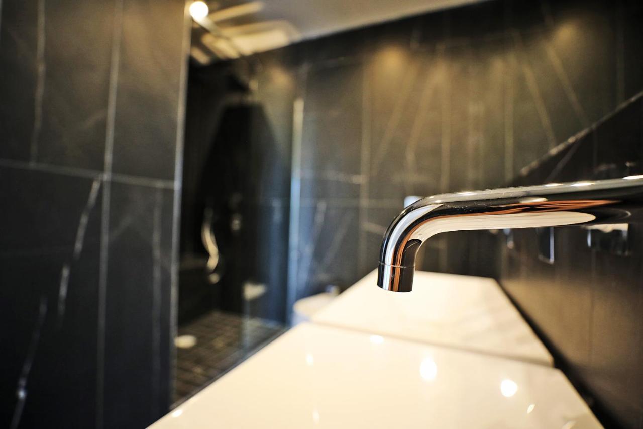 President Plaza Vip Suite Spa By Babylon Stay Neapel Exterior foto