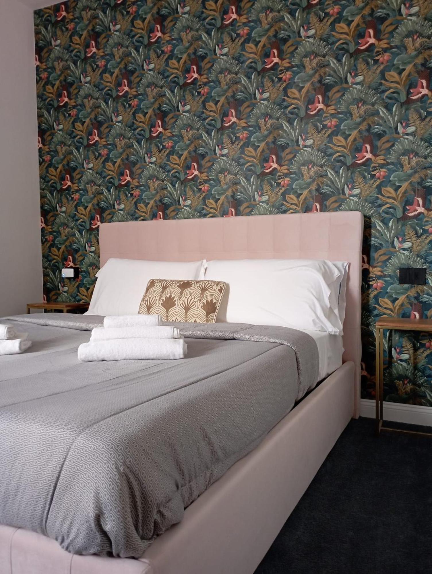 President Plaza Vip Suite Spa By Babylon Stay Neapel Exterior foto