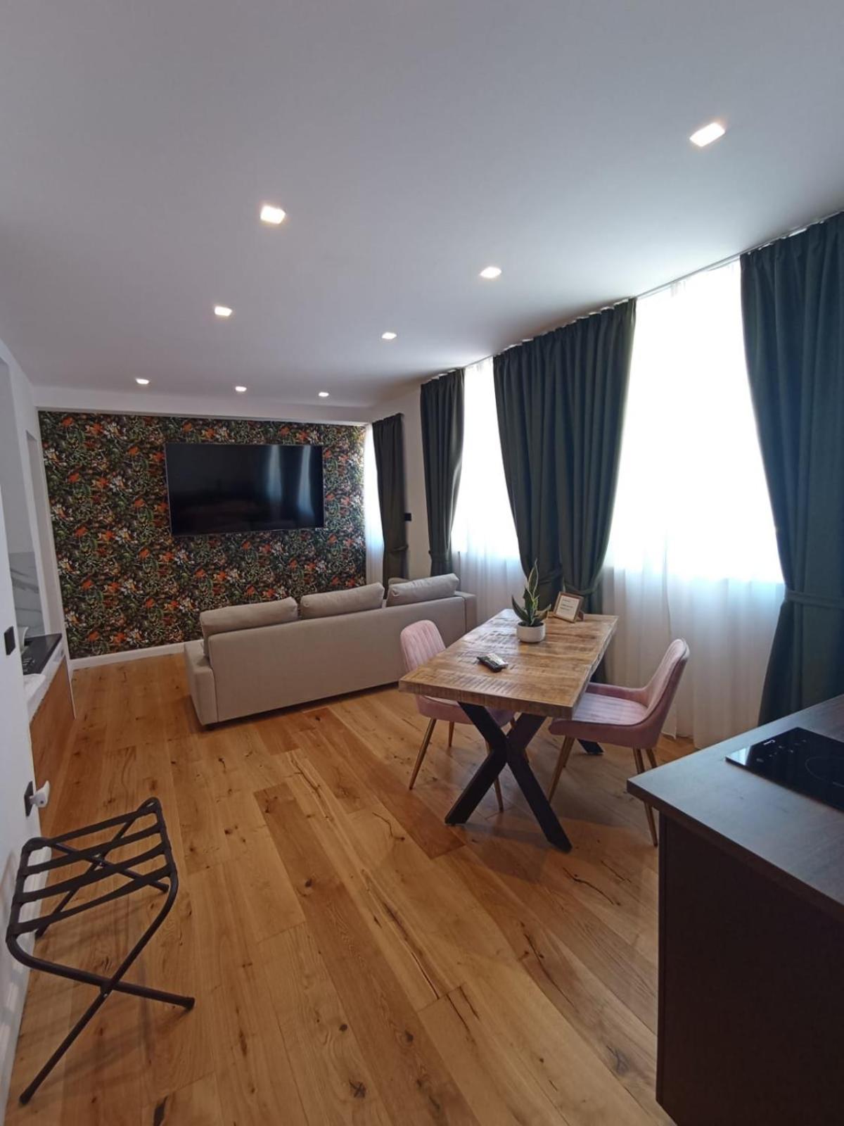 President Plaza Vip Suite Spa By Babylon Stay Neapel Exterior foto